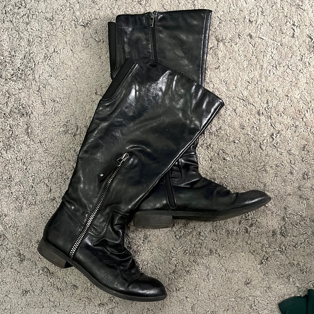 Black knee high boots